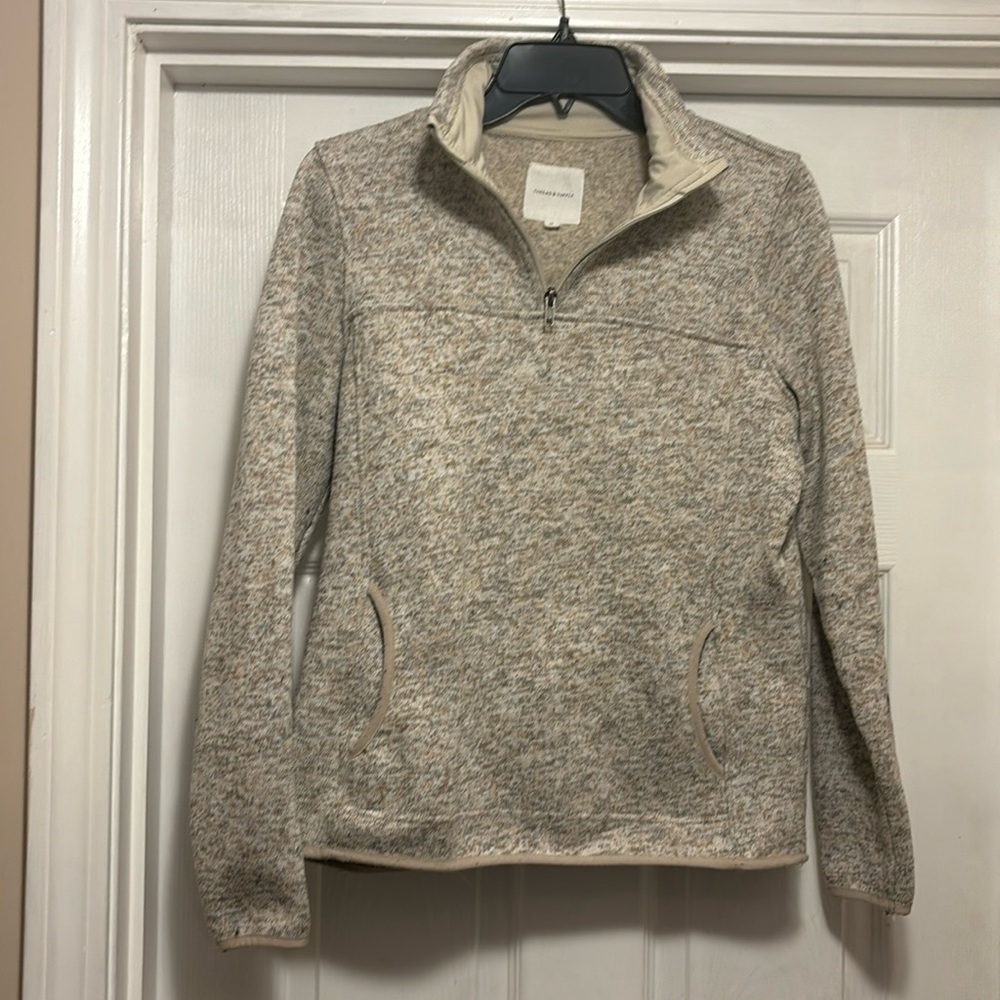 Half zip pullover